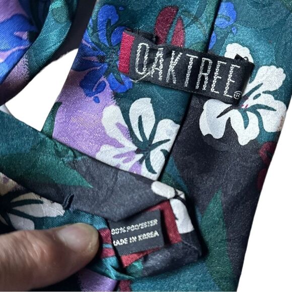 Vintage Green & Purple Tropical Flower Pattern Tie. - Picture 6 of 6